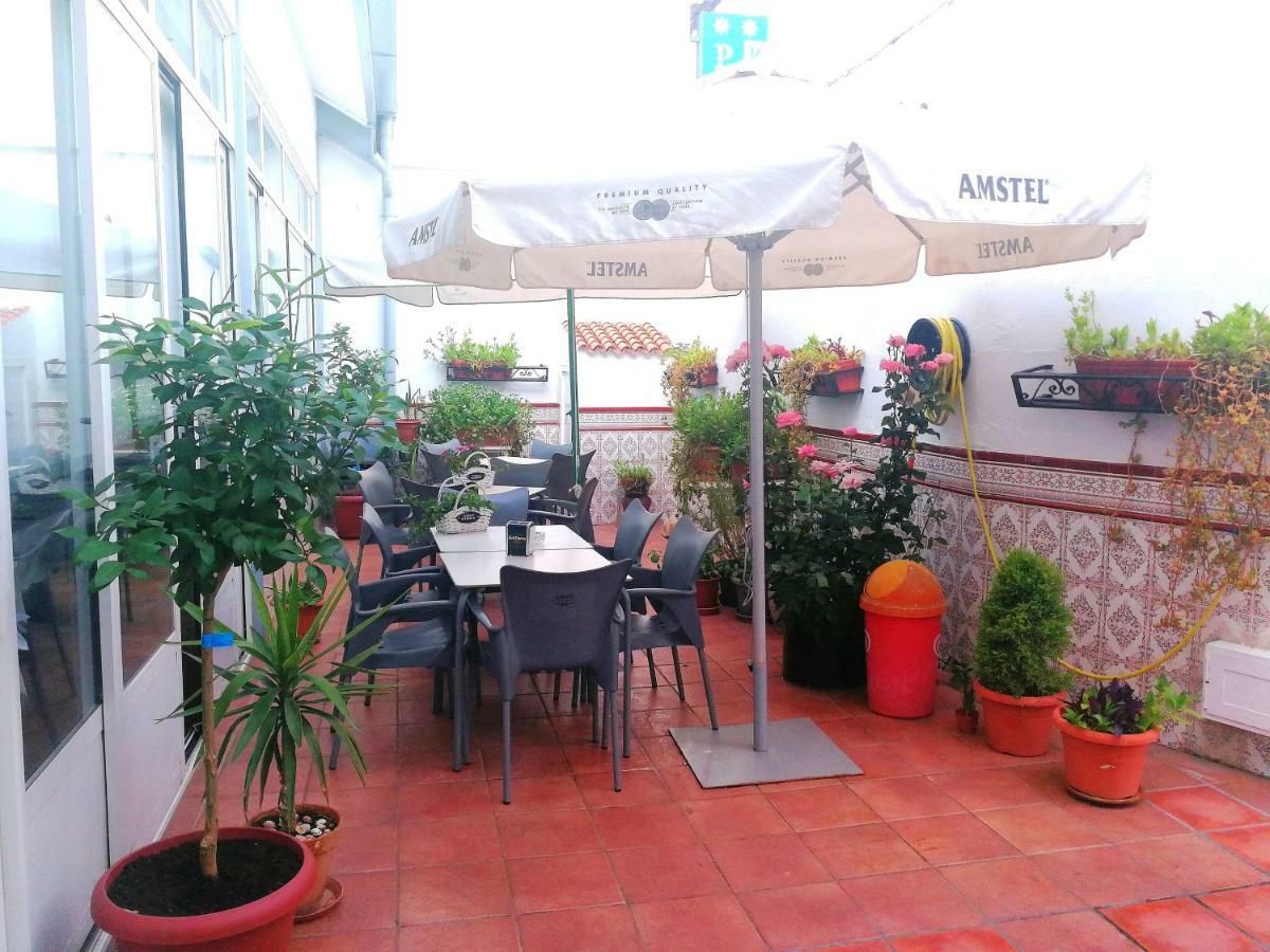 Hostal Restaurante Ego'S Campo De Criptana Exterior foto